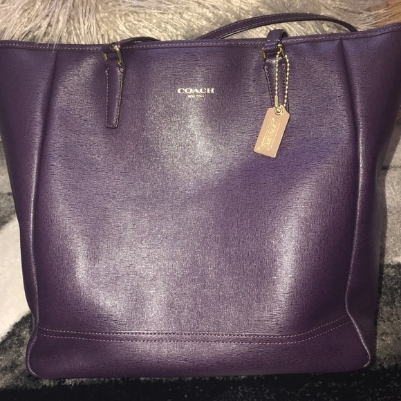 Coach Handbags - COACH medium city tote in black/violet purple